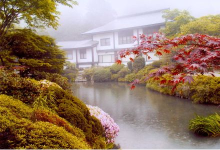 Suivez Jacline au Japon - Coutumes, Religions et Geishas